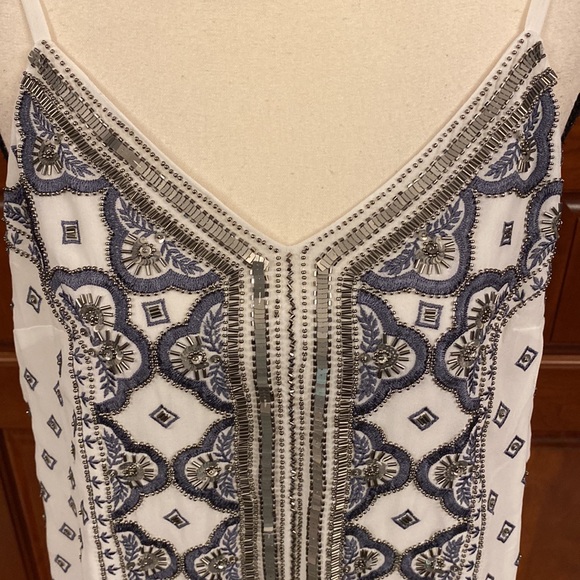 Gorgeous WHBM Top - Picture 3 of 6